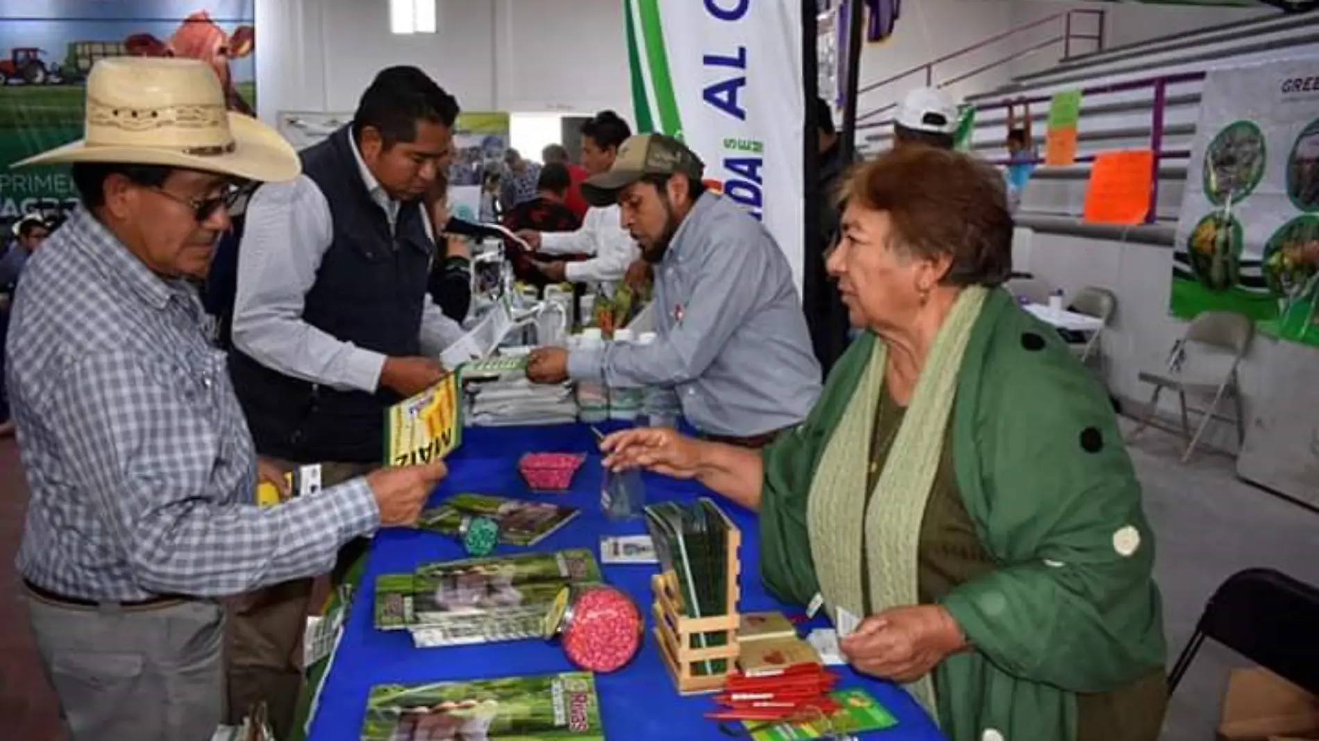 Realizarán segundo tianguis agropecuario en Feria de Pedro Escobedo. Foto Especial